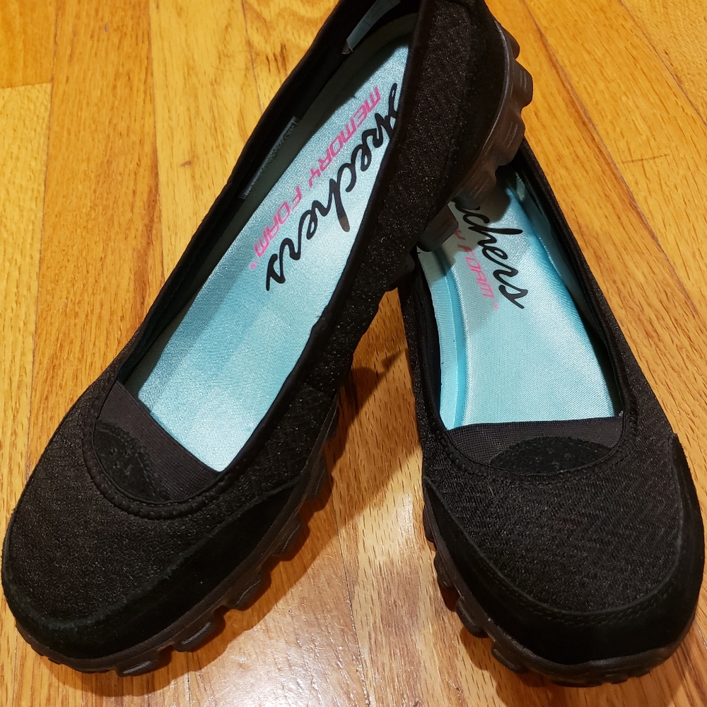 SKECHERS EZ Flex Slip-on Sneakers